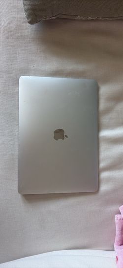 MacBook Air 13”