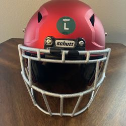 Youth Football Helmet (Red Schutt Vengeance Z10) 