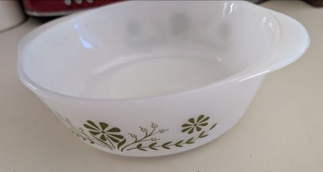 Vintage Glass Green Daisy Bowl by Glasbake