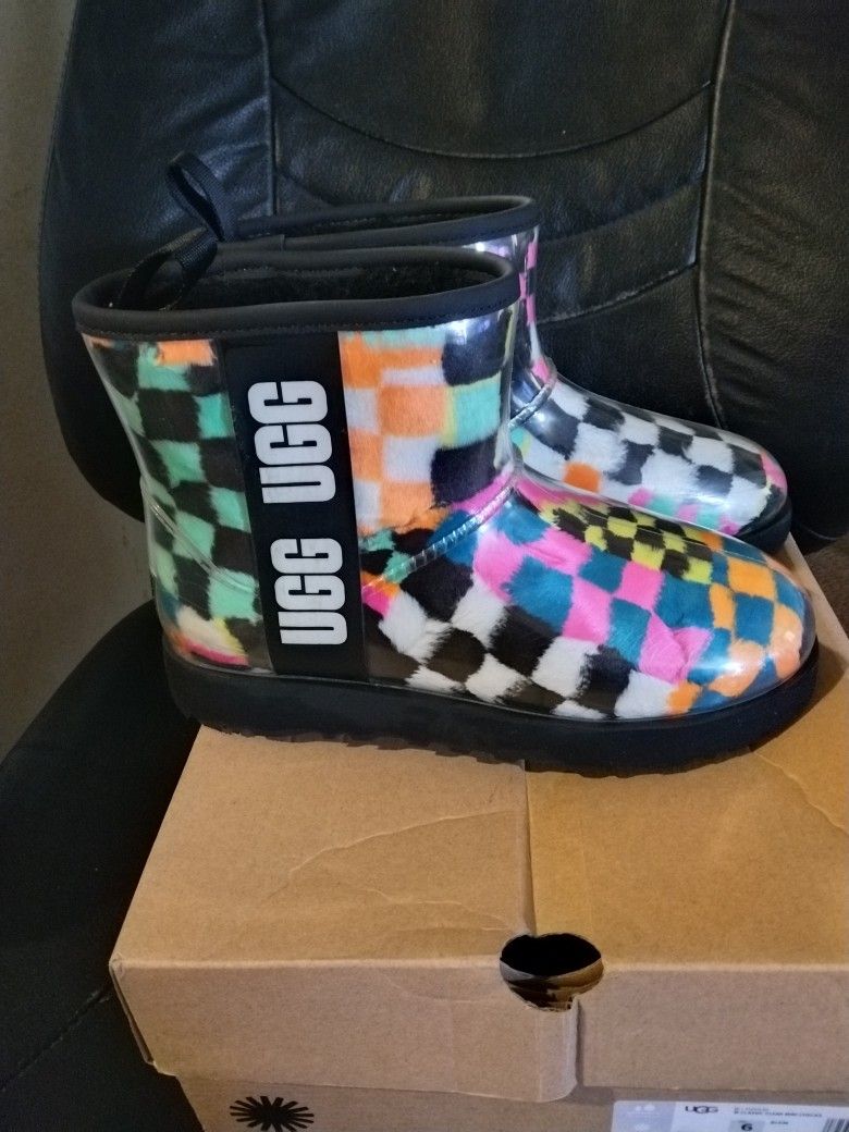 UGG Ladies Boots size 6 
