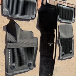 2024, 2025 or 2026 Toyota Tacoma standard 5-ft bed size Accessory Bundle