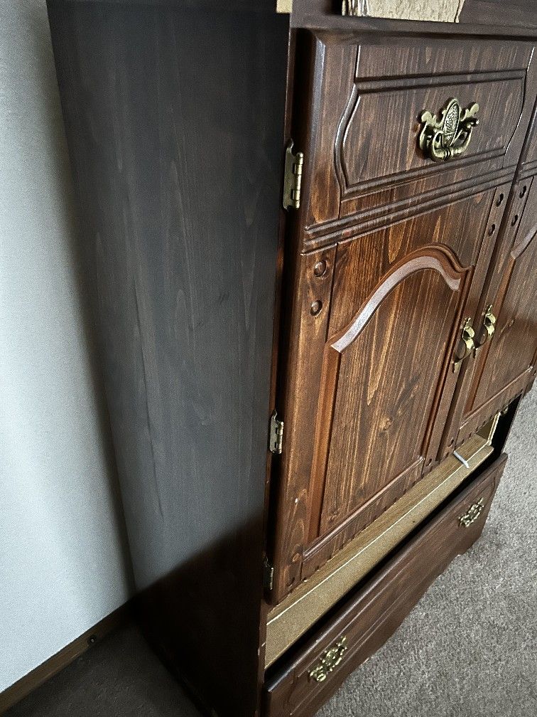 Wood Dresser