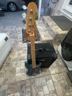 Fender Precision 4-String Bass with Fender Rumble 60 Watts Amp