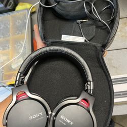 Sony Headphones 🎧