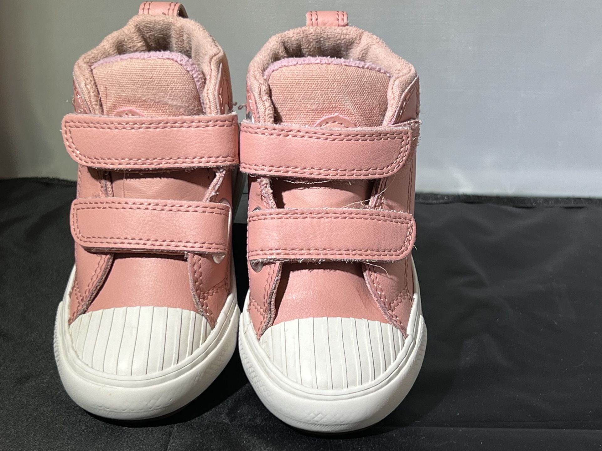Girls Pink Chuck Taylor Counter Climate Converse