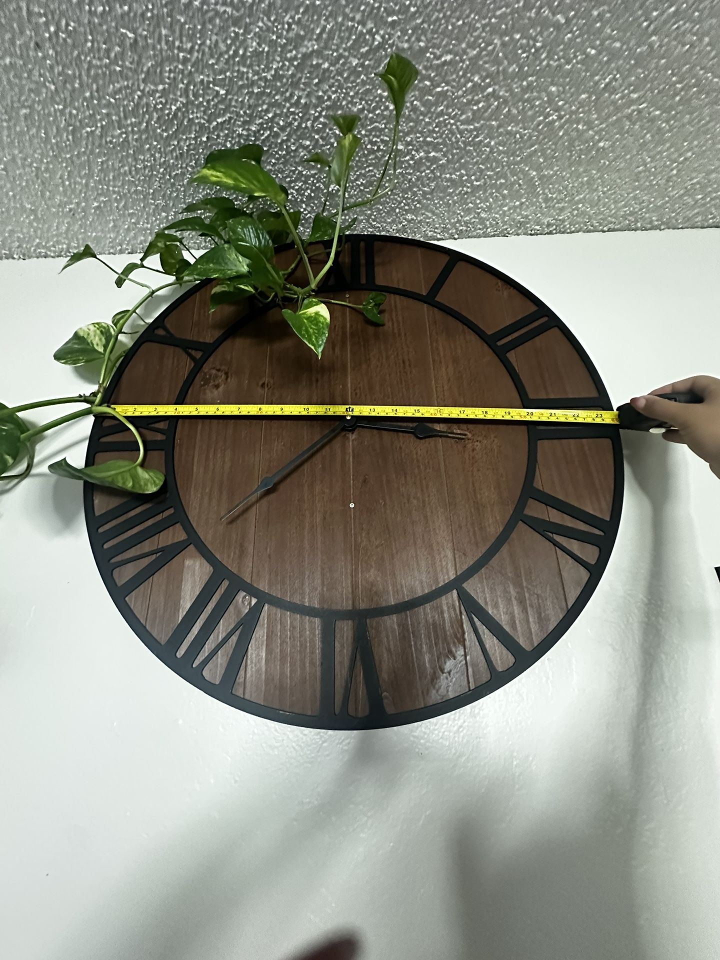 Clock 2ft X 2ft