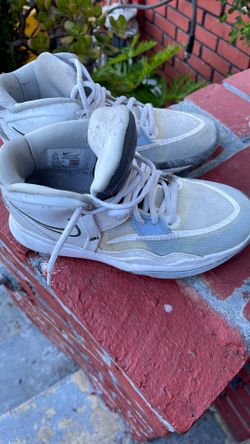 Used Nike Kyrie youth 5.5