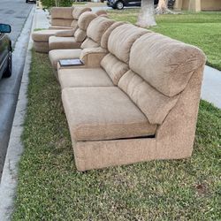 FREE 6PC SECTIONAL