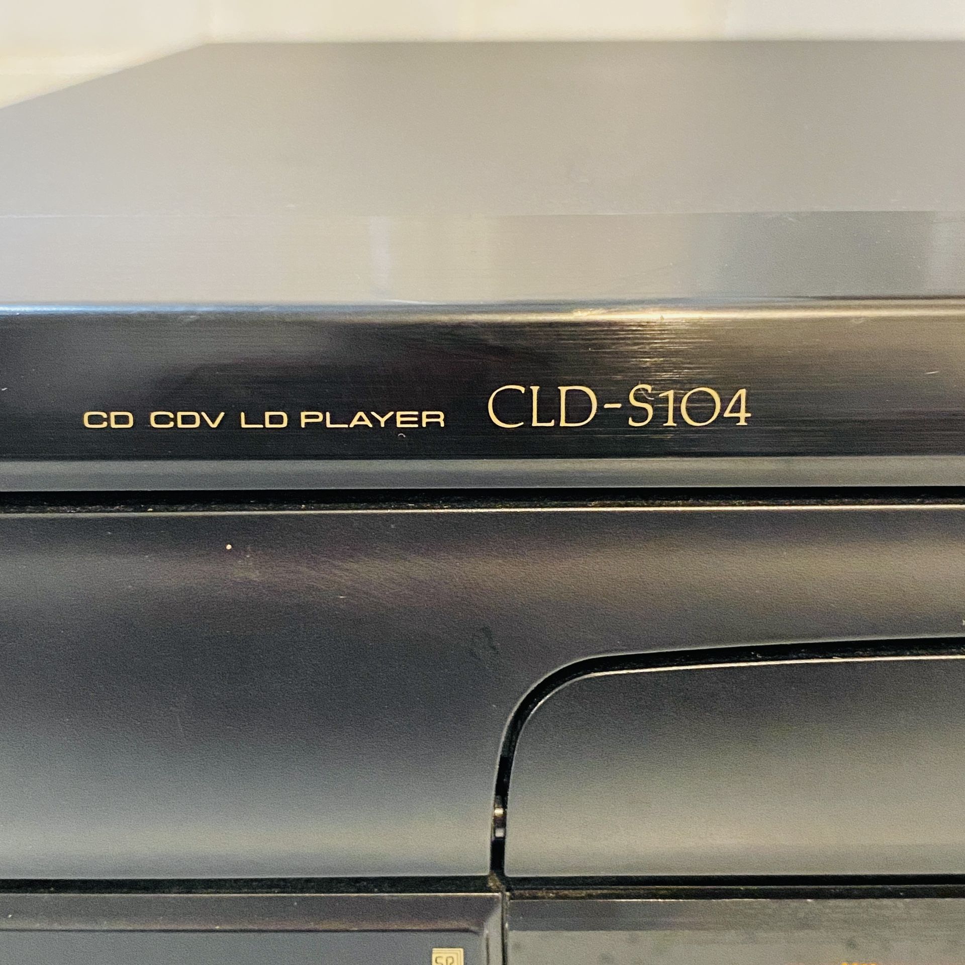 Pioneers CLD S104 Laserdisc/CD/CDV LD Player 1995 Made In Japan Vintage  Works great