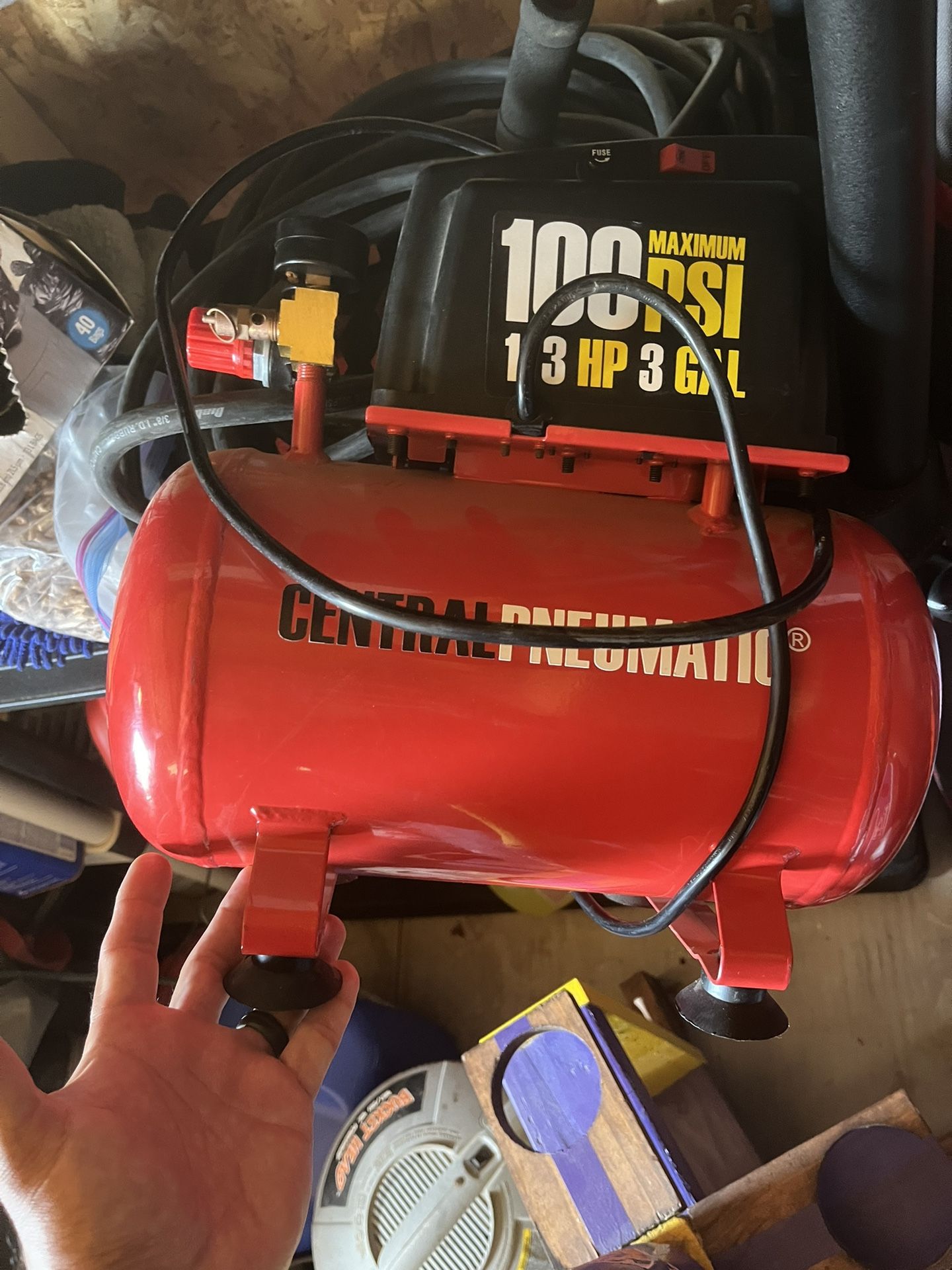 Air Compressor 100 PSI