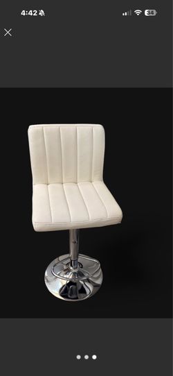 White barstool