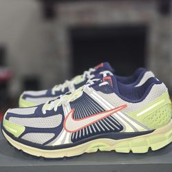 Nike Zoom Vomero 5 Volt Navy