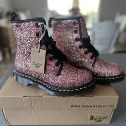 Dr Marten Farrah Pink Boots