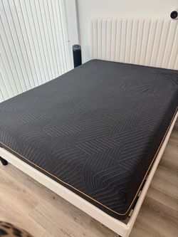 Queen Mattress & Platform Bed Set
