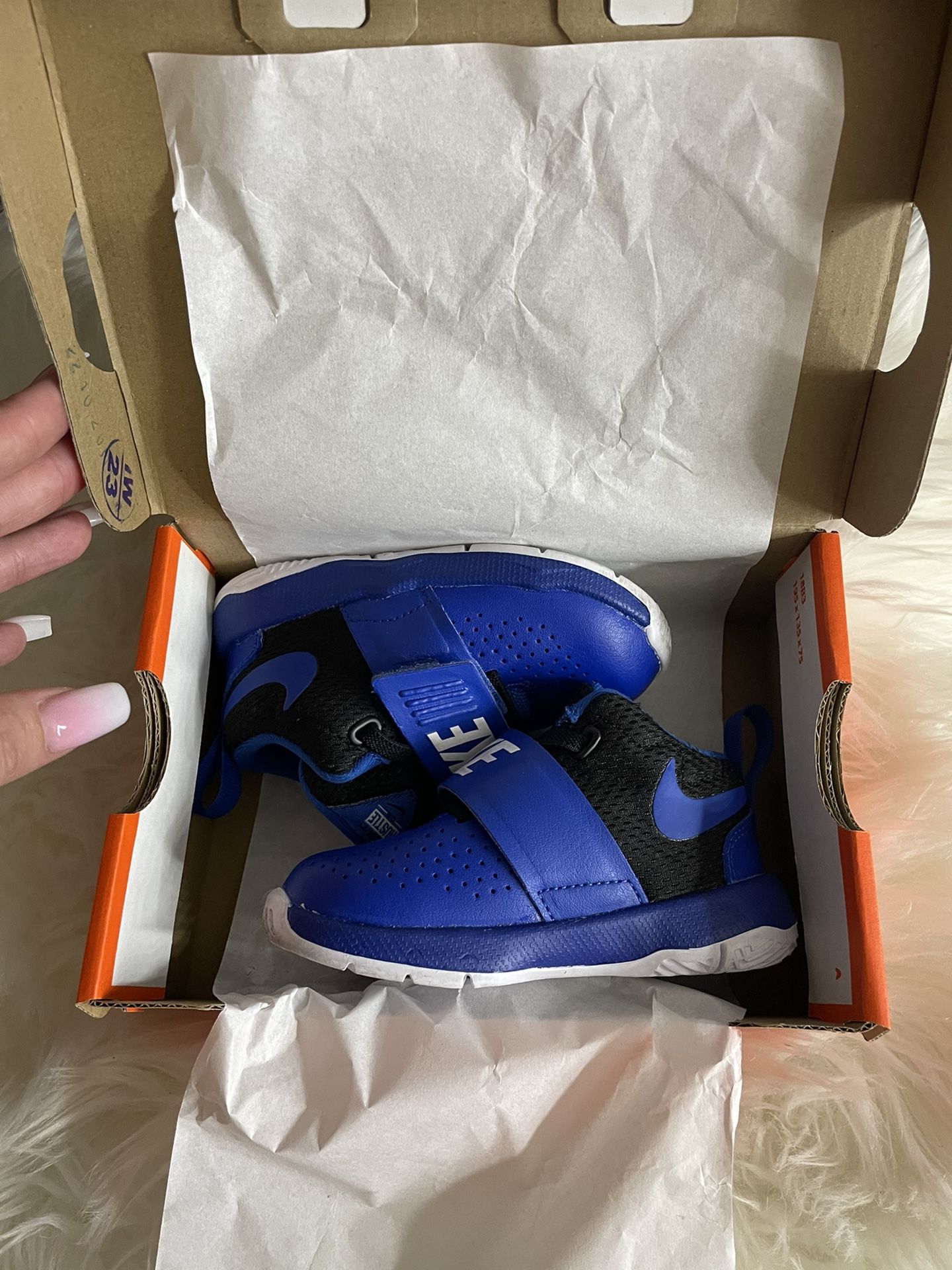 Nike team hustle D8 (TD) 6c