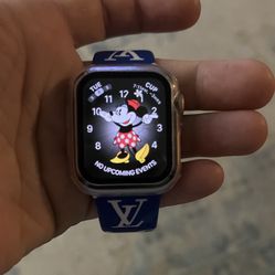 Apple SE watch 