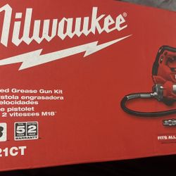 M18 18V Lithium-Ion Cordless Grease Gun 2-Speed with (1) 1.5Ah Batteries, Charger, Tool Bag