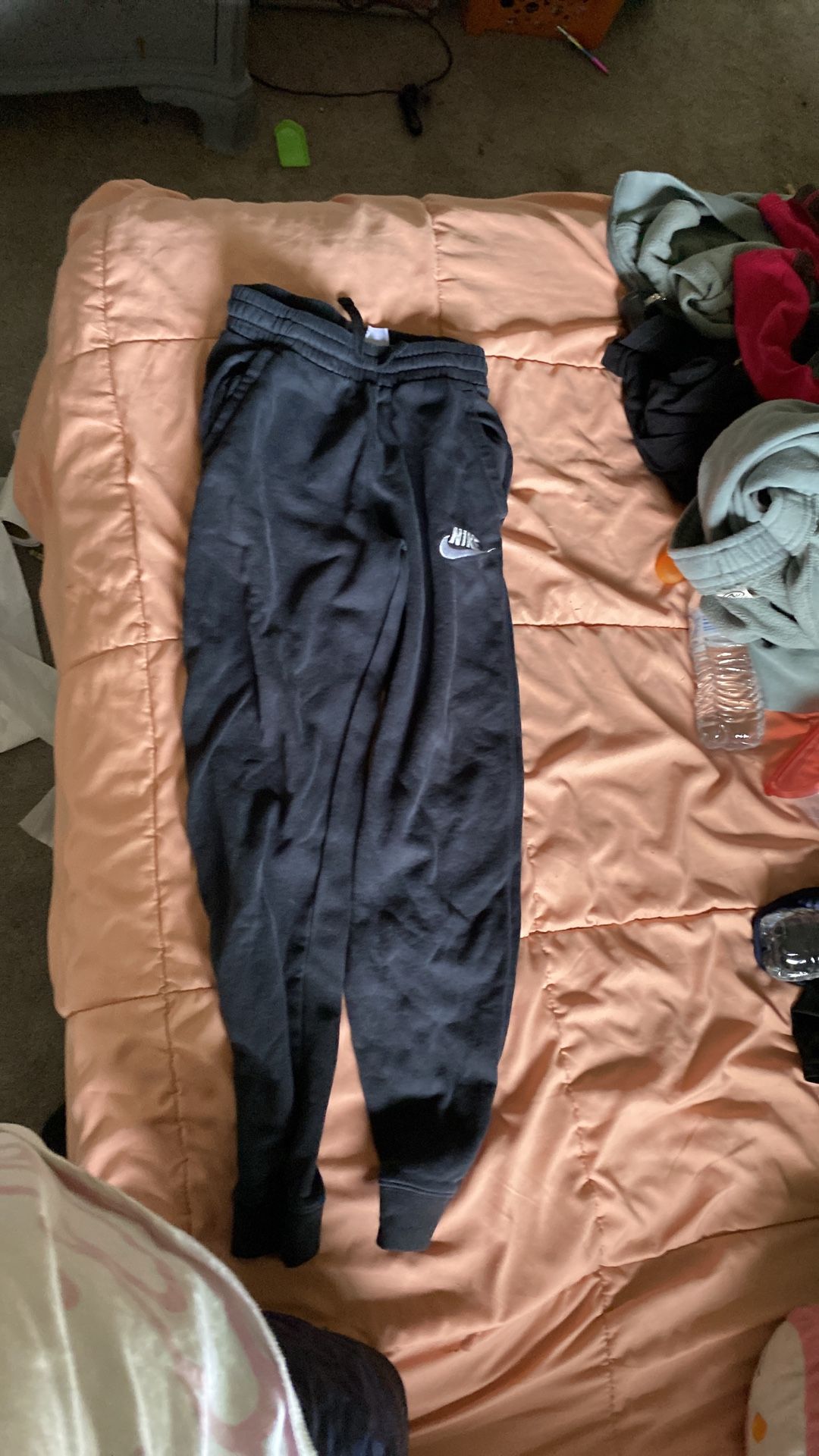 NIKE SWEATS (look at description)