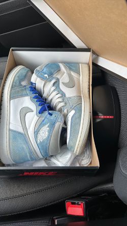 Jordan’s / pradas