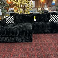 Blas Sectional With Wide Chaise