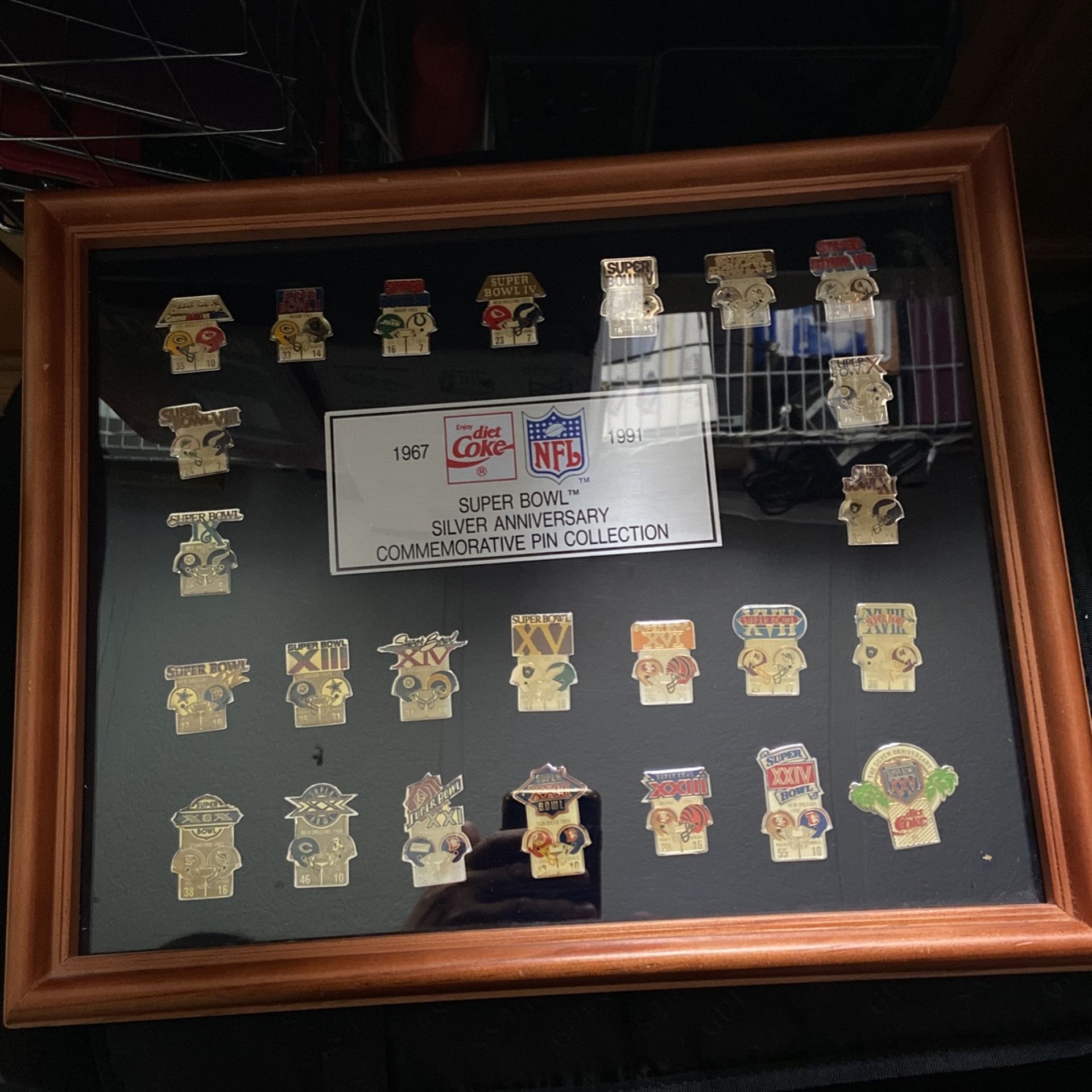 Super Bowl Silver Anniversary Commemorative Pin Collection 