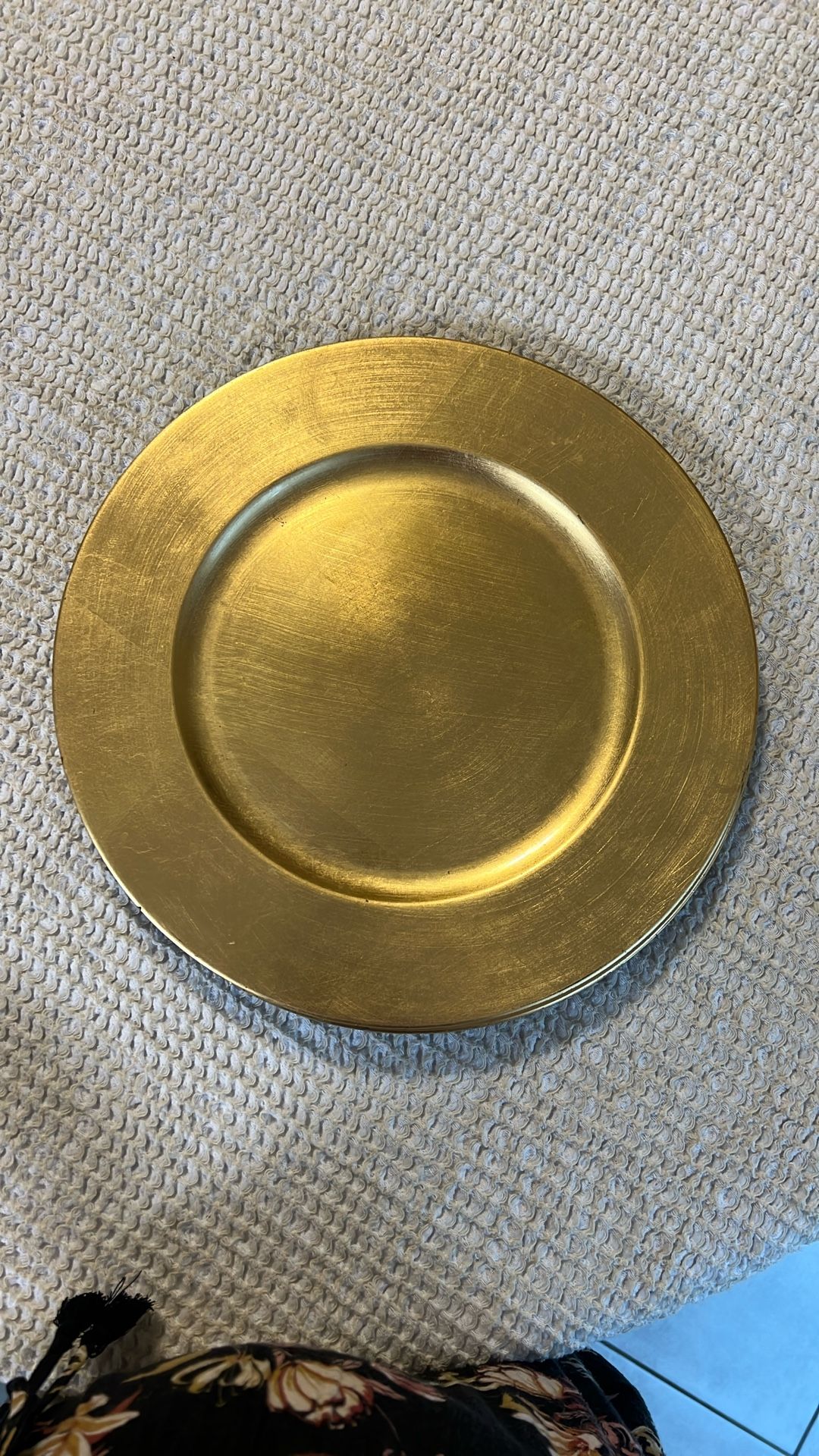 Large Gold chargers