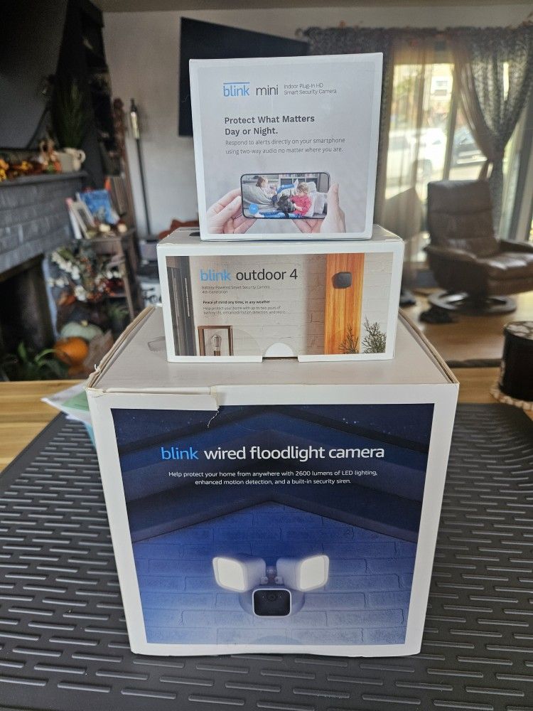 Blink Complete Security System – New & Unopened (Mini + Outdoor 4 + Floodlight + Sync Module)