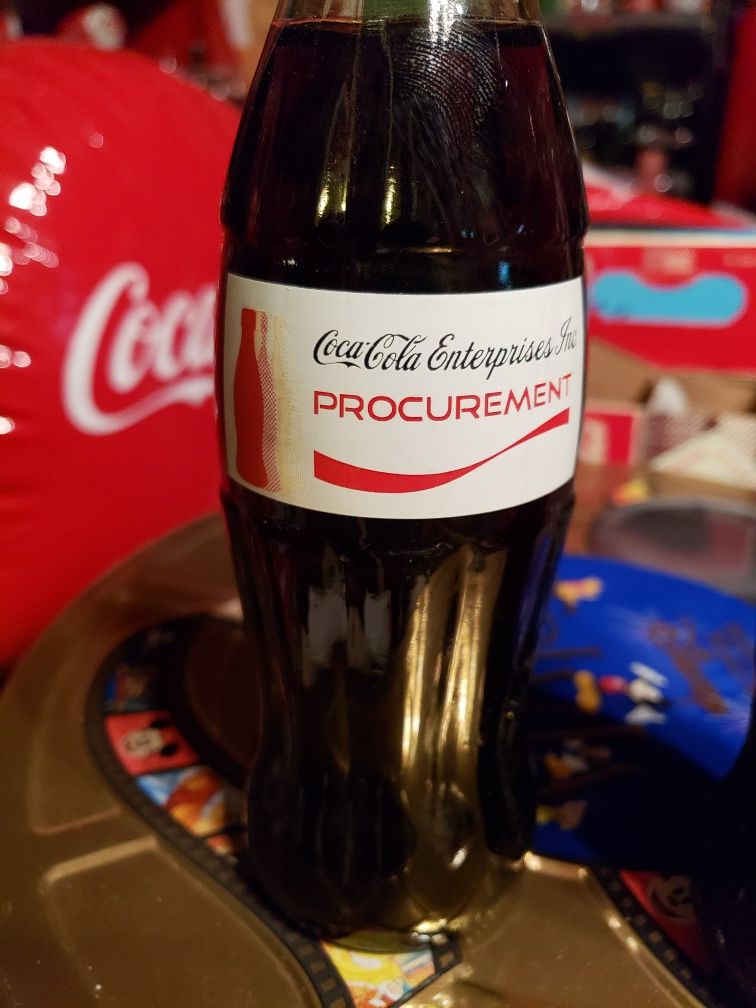 Coca-Cola Enterprise Procurement employee bottle