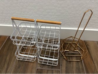Spice rack and paper towel holder
