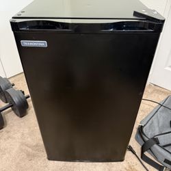 Tramontina Mini Fridge