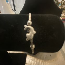 Jewelry less than 25