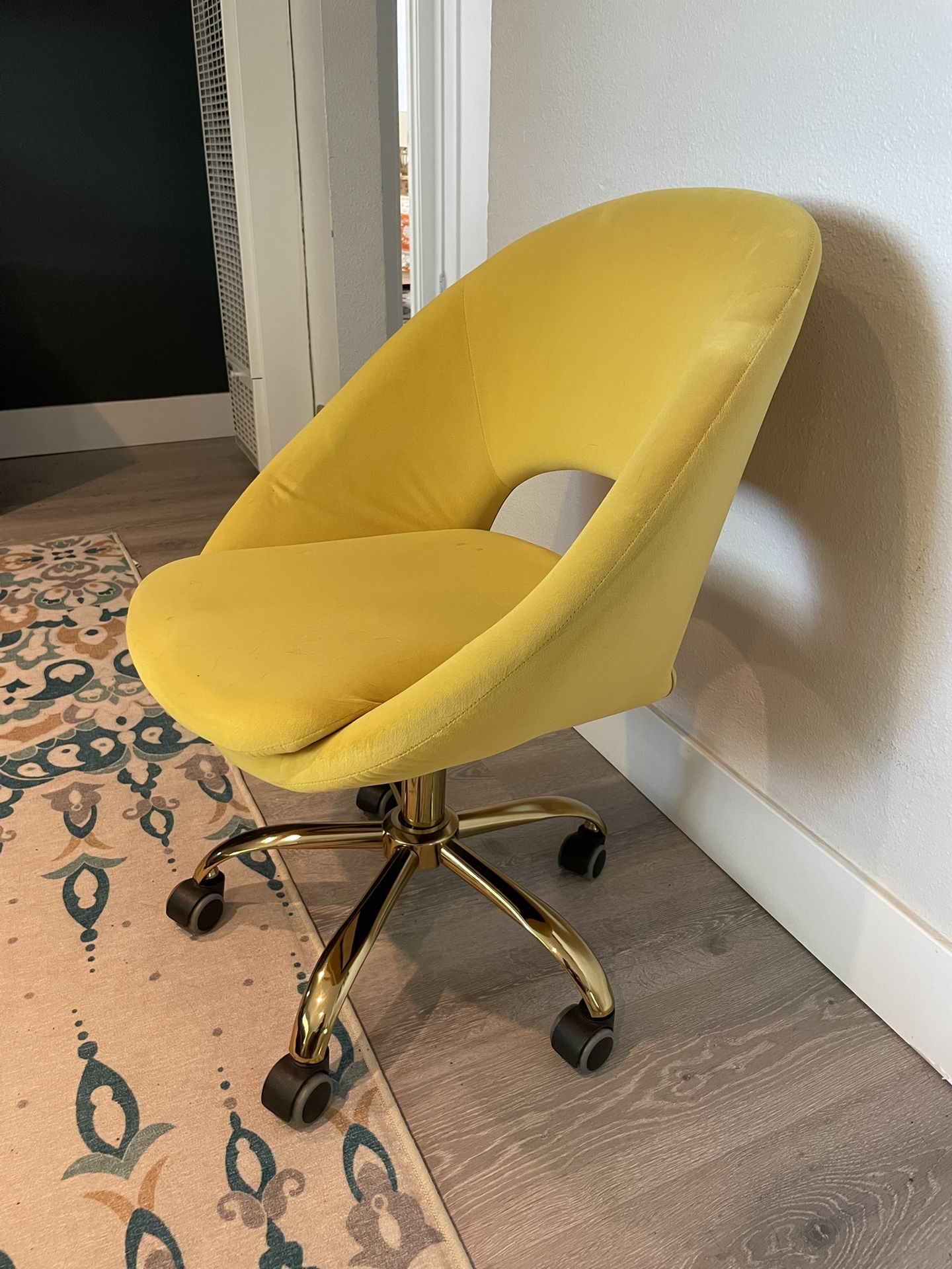 Rolling Yellow Office Chair