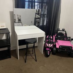 Vanity With Chair