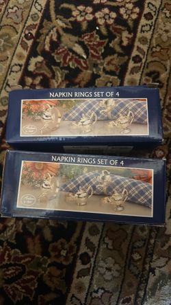 Napkin ring set