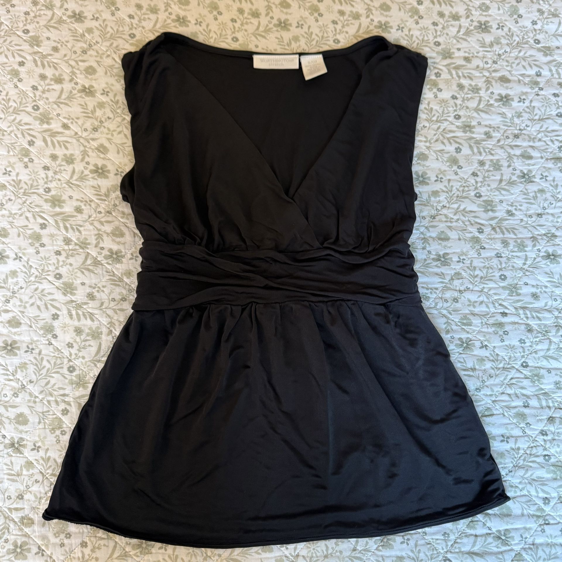 Black Worthington flowy top