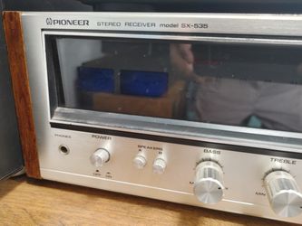 Vintage Pioneer SX-535 Stereo Receiver. Recently Serviced & Cleaned. Lights up black & blue. Beautiful condition! Audiophile Silver Face 1970s Japan