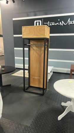 Display Coat Hanger (2)