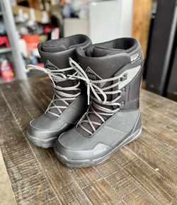 Snowboard Boots Thirty Two