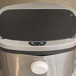 Sensor Touch Trash Can