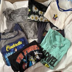 Women’s Jr Large Blouses T-Shirts Tops $3 Each