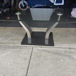 Glass table 
