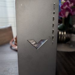 Victus 15L Gaming PC