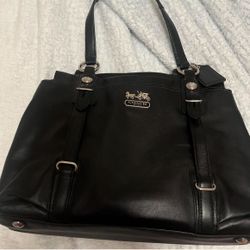 Black Coach Purse With Purple Inside 
