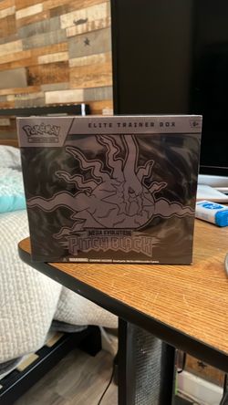 Pokemon mega evolution pitch black etb box