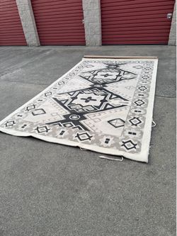Rug