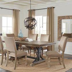 Dining Table w/6 Chairs