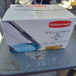 Rubbermaid Brilliance 3 Pack 9.6 Cup Clear Food Storage Containers NEW