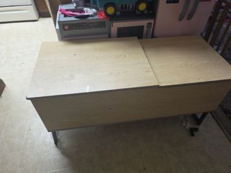 ift-Top Coffee Table with Storage