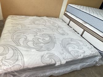 King Size Mattress (Colchon King Size)