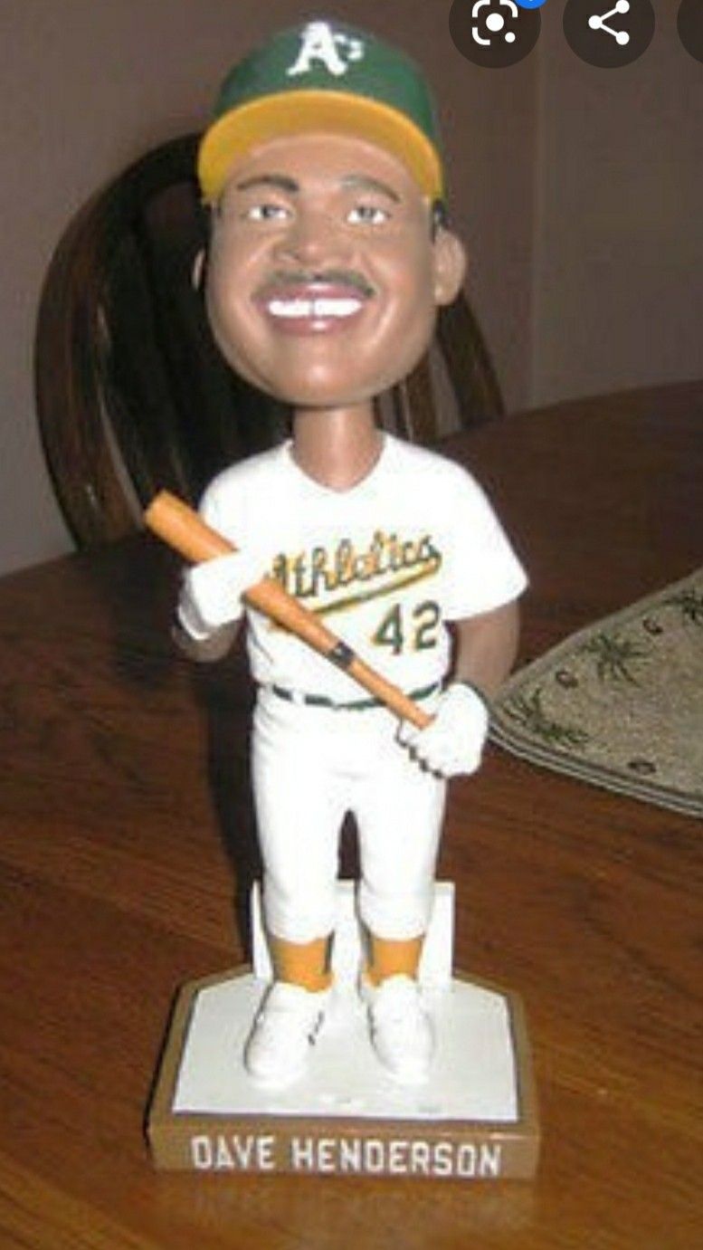 Wanted:DAVE HENDERSON BOBBLEHEAD YAKIMA BEARS OAKLAND